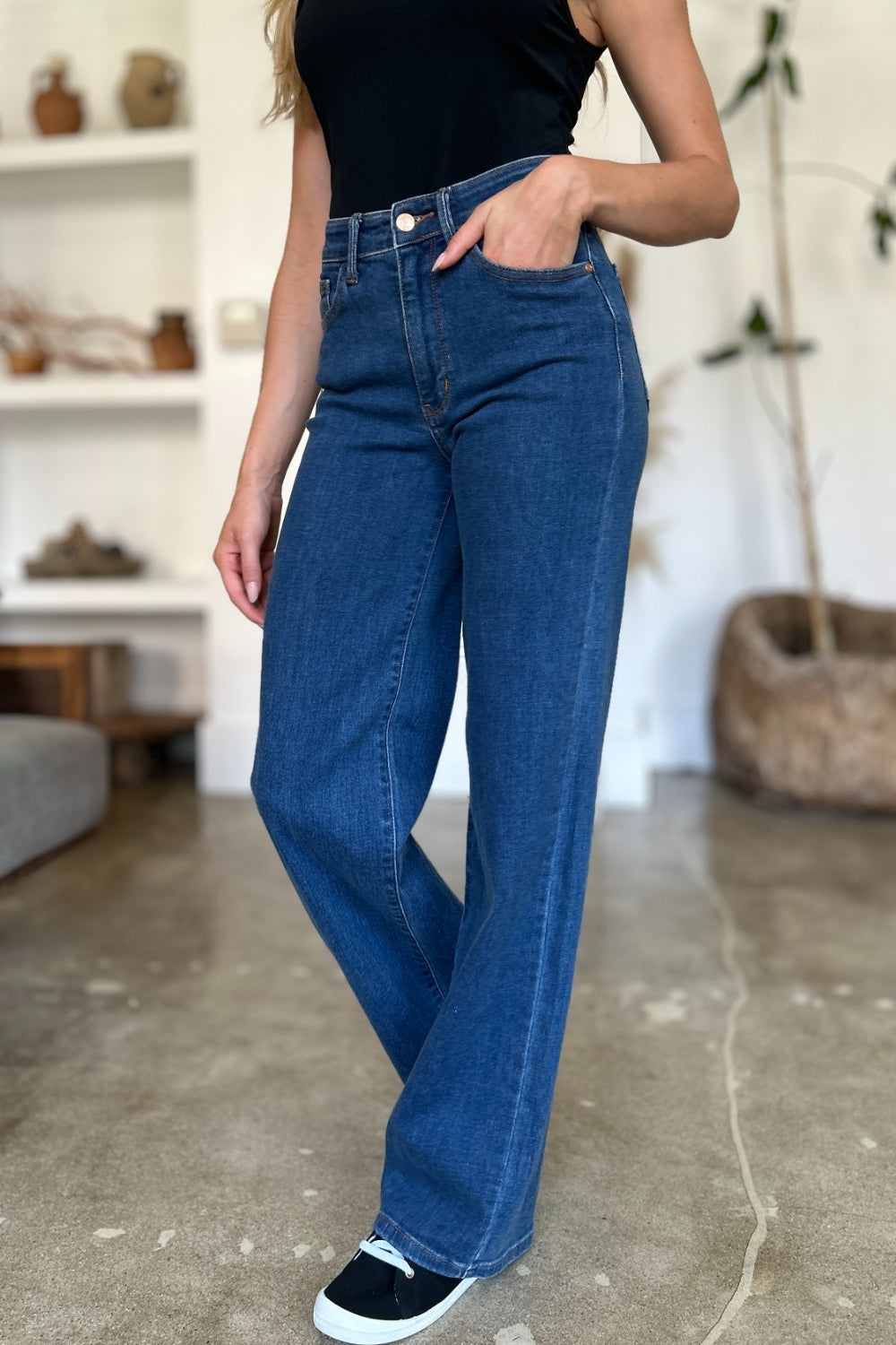 High Rise Straight Jeans - Judy Blue - Jeans