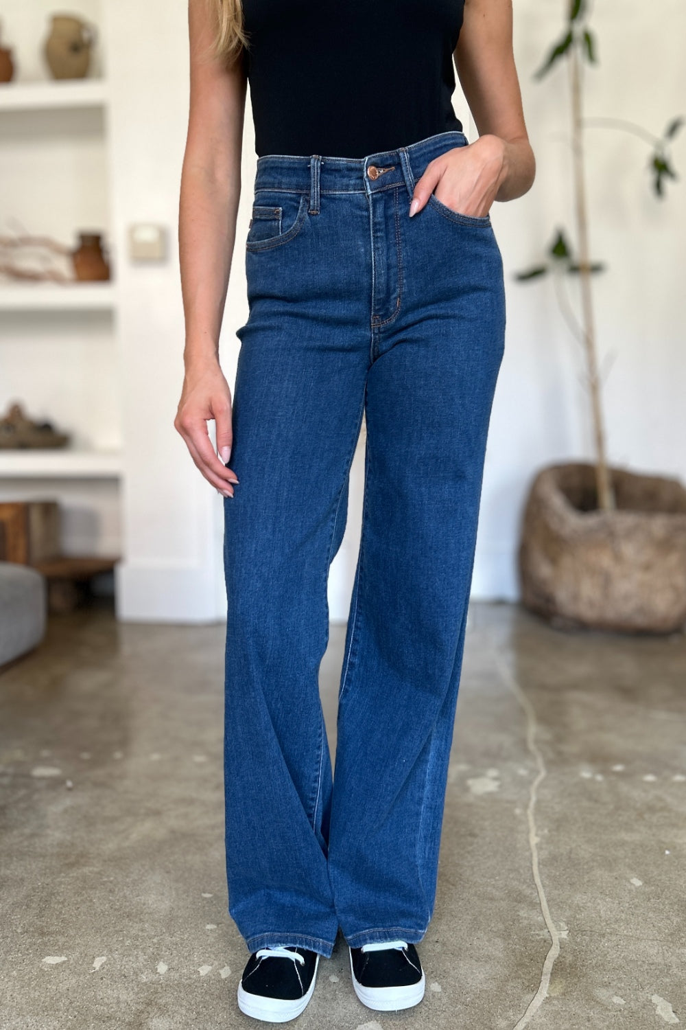 High Rise Straight Jeans - Judy Blue - Jeans