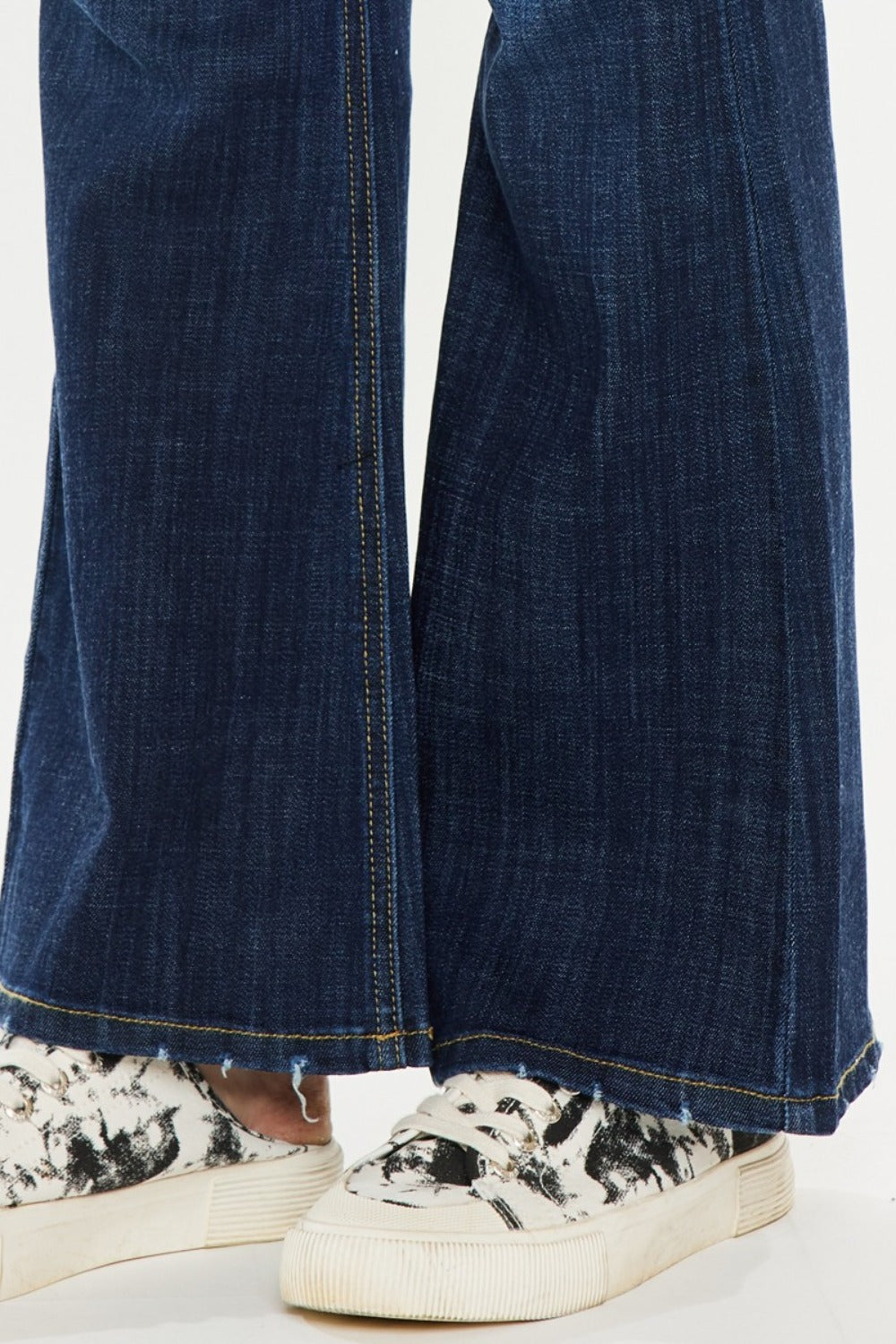 Mid Rise Flare Jeans - Kancan - Jeans