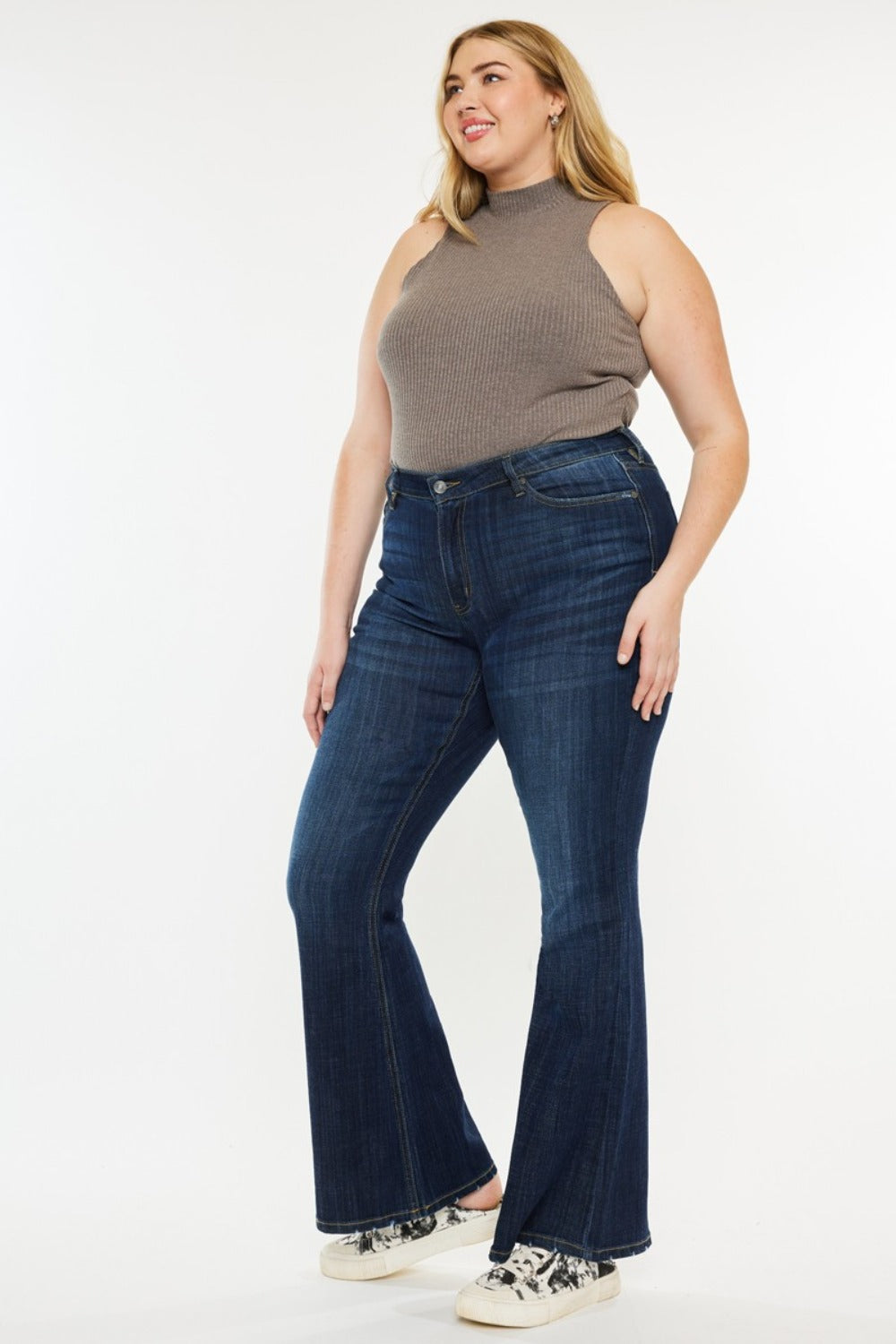 Mid Rise Flare Jeans - Kancan - Jeans